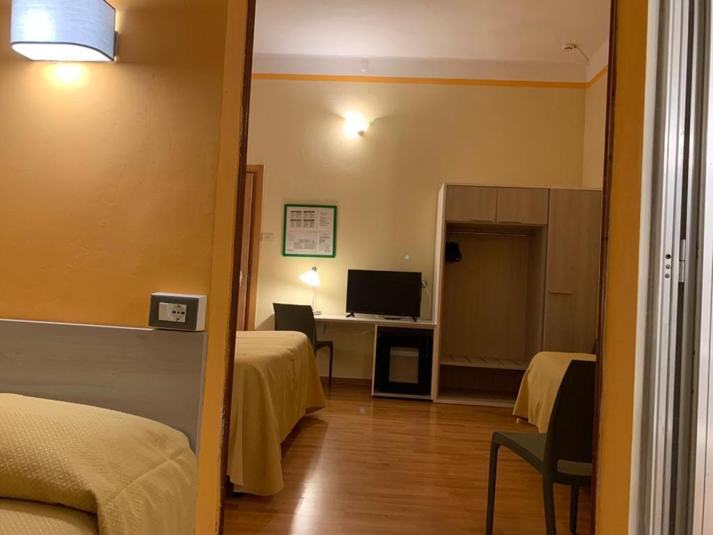 Hotel Annunziata Massa  Ngoại thất bức ảnh